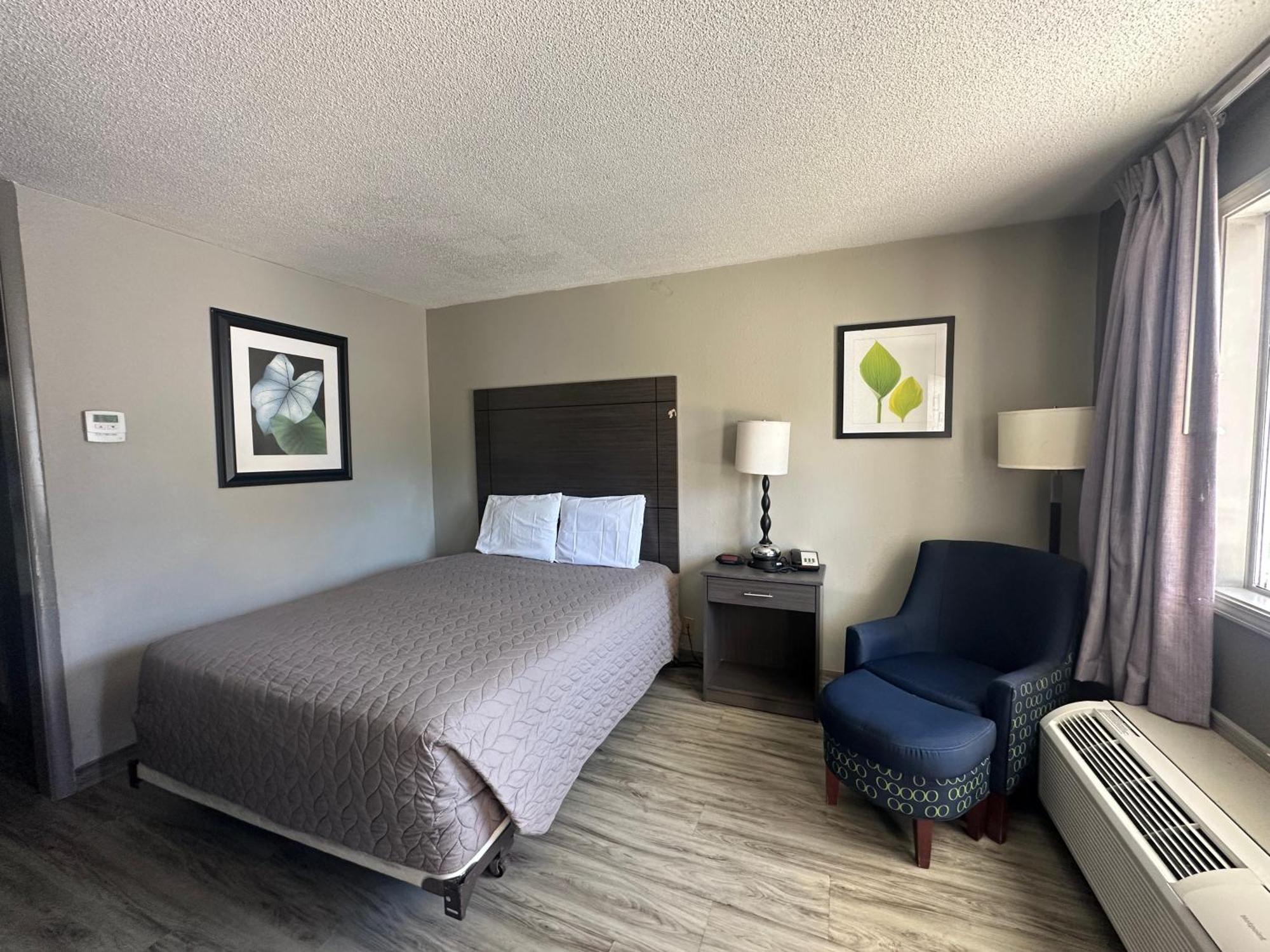 Executive By Capital O Motel Locust Grove